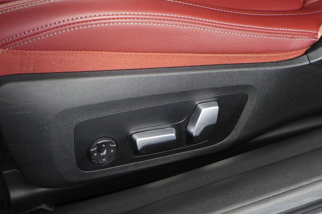 Thumbnail: 2022 BMW 4 Series - 24