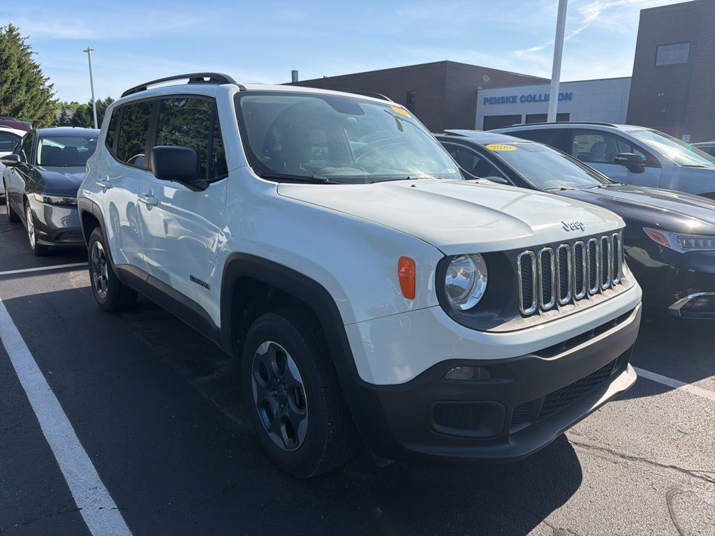Thumbnail: 2017 Jeep Renegade - 4