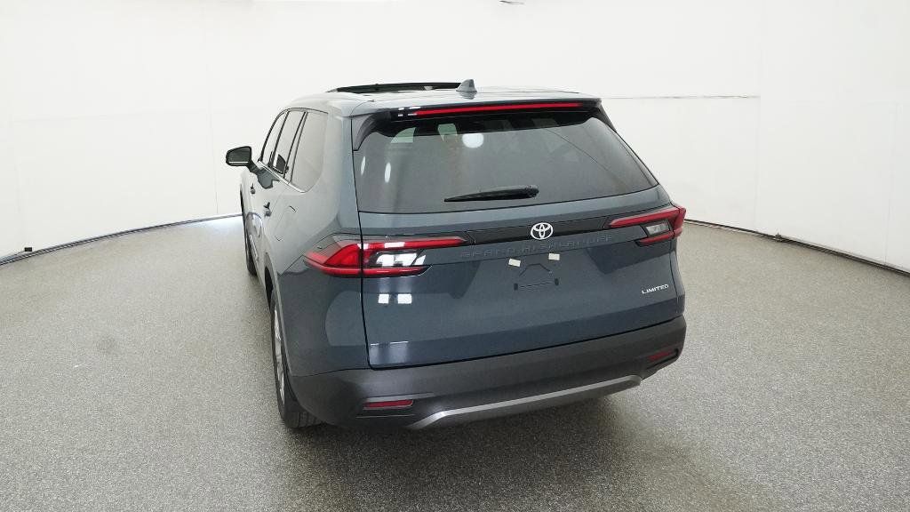 Thumbnail: 2025 Toyota Grand Highlander - 12