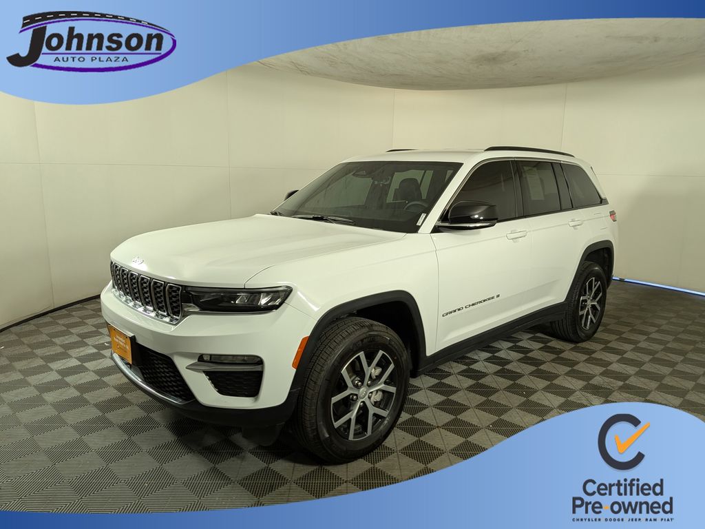 Bright White Clearcoat 2025 Jeep Grand Cherokee Limited 4WD SUV / Crossover Four-Wheel Drive 8-Speed Automatic