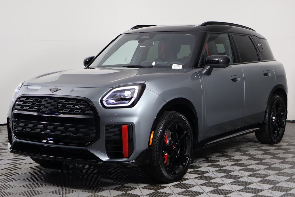 Thumbnail: 2027 MINI Cooper Countryman - 1