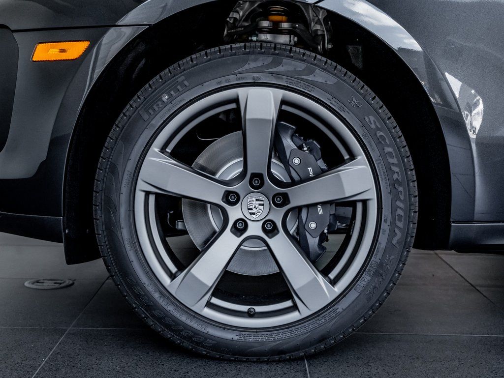 New 2025  Porsche  image 11