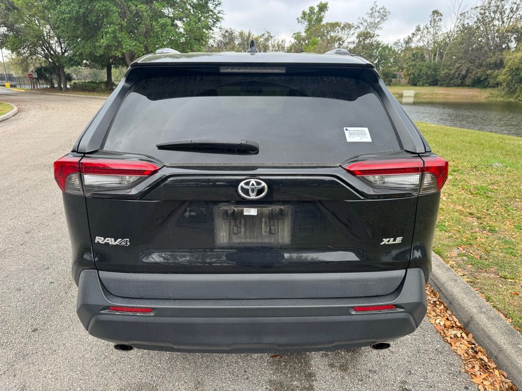 2021 Toyota RAV4 XLE Premium 4