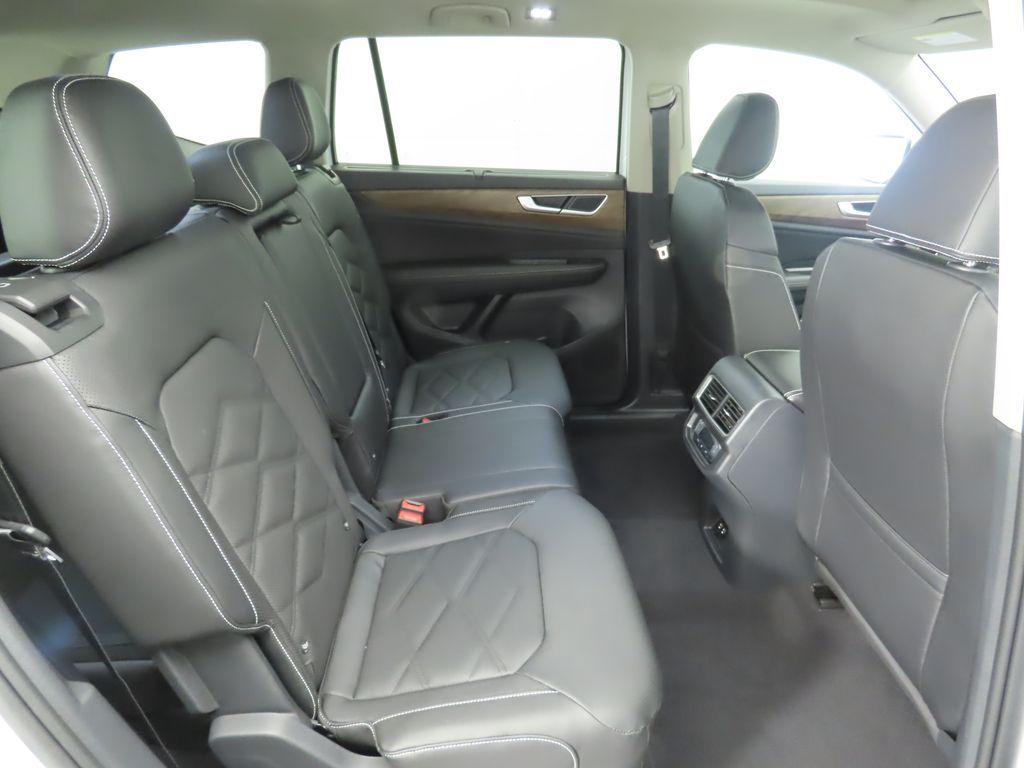 Thumbnail: 2026 Volkswagen Atlas - 22