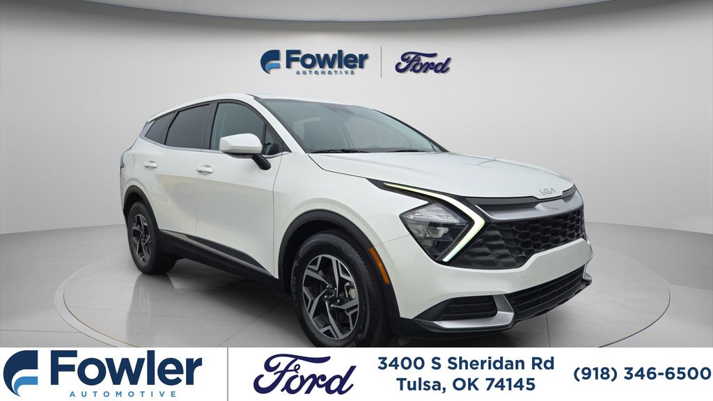 Snow White Pearl 2023 Kia Sportage SUV / Crossover Front-Wheel Drive 8-Speed Automatic