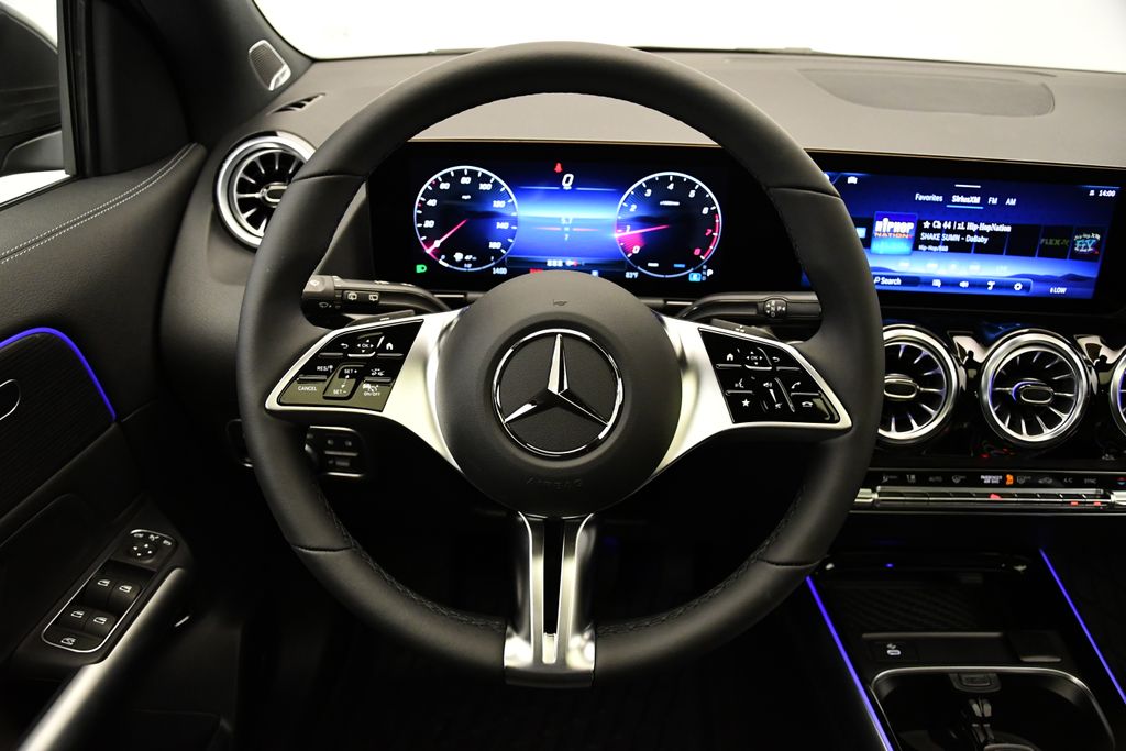 2025 Mercedes-Benz GLA 250 4MATIC 21