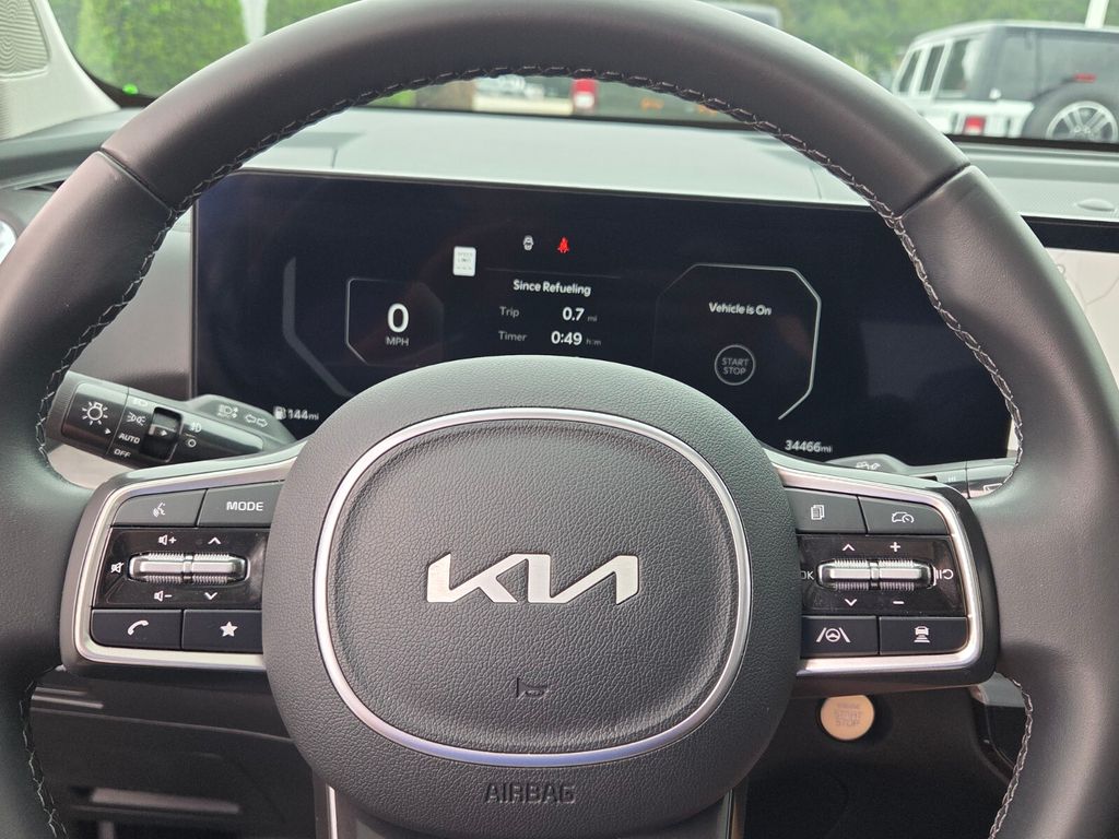 Used 2025 Kia Sorento SUV