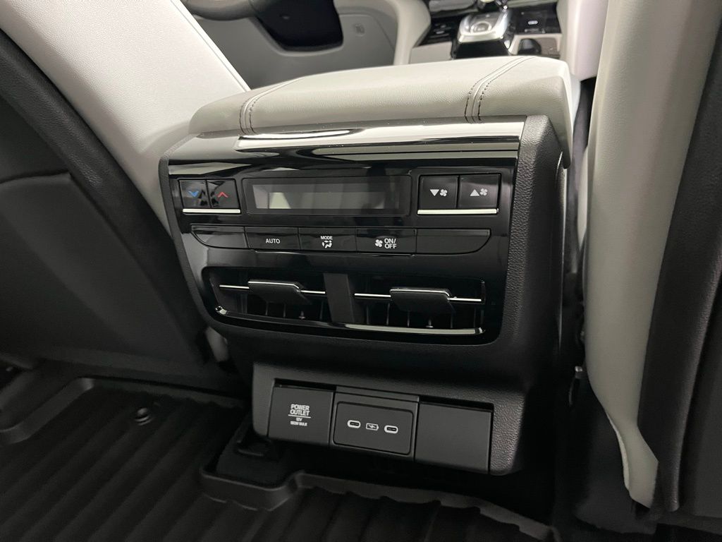 Thumbnail: 2026 Acura MDX - 9