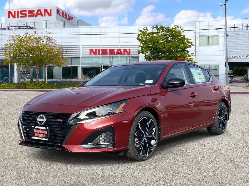 2025 Nissan Altima 2.5 SR