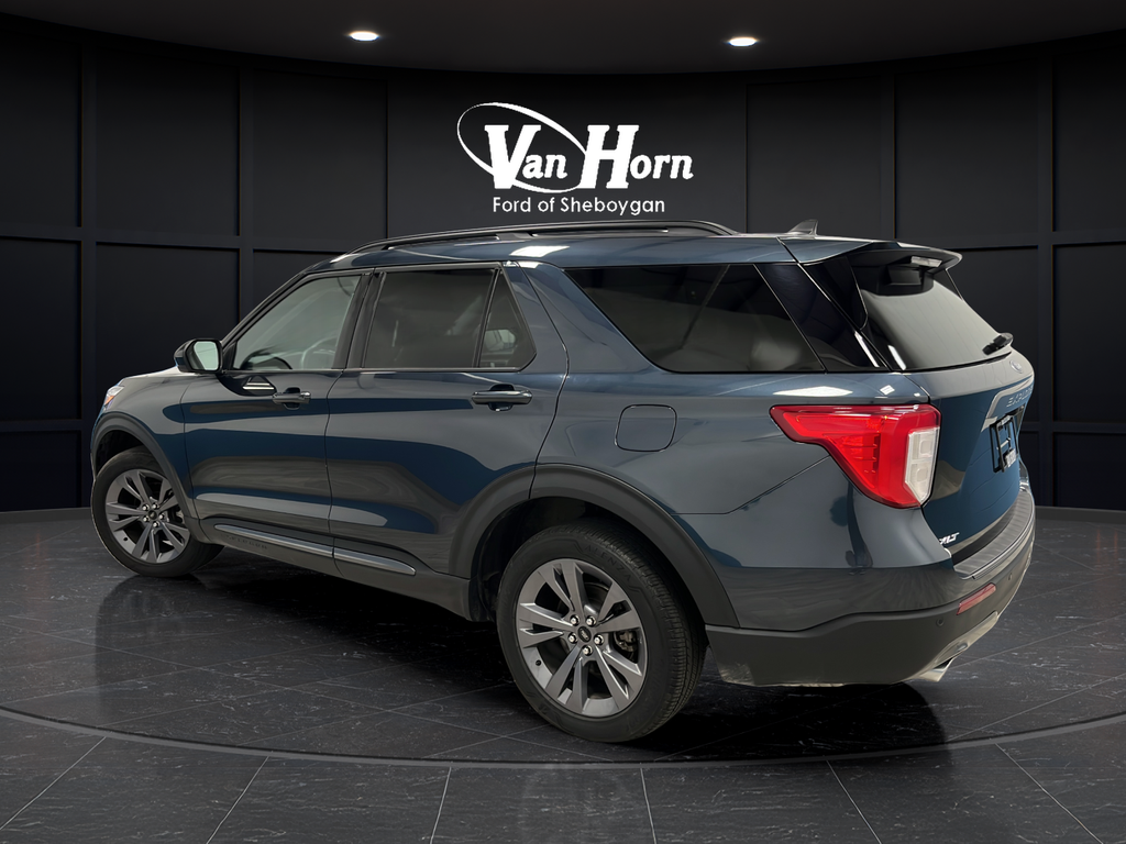 Used 2023 Stone Blue Metallic Ford XLT image 5