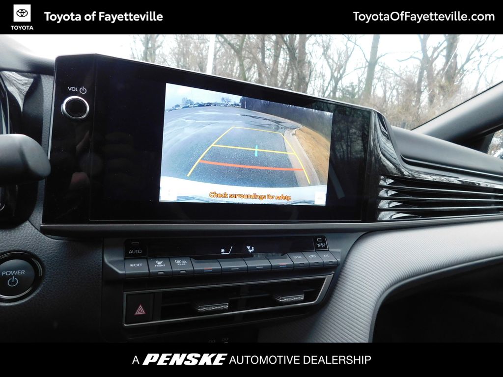 Thumbnail: 2025 Toyota Camry - 11