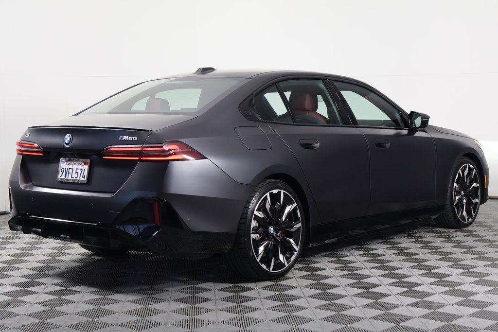 Thumbnail: 2025 BMW i5 - 4