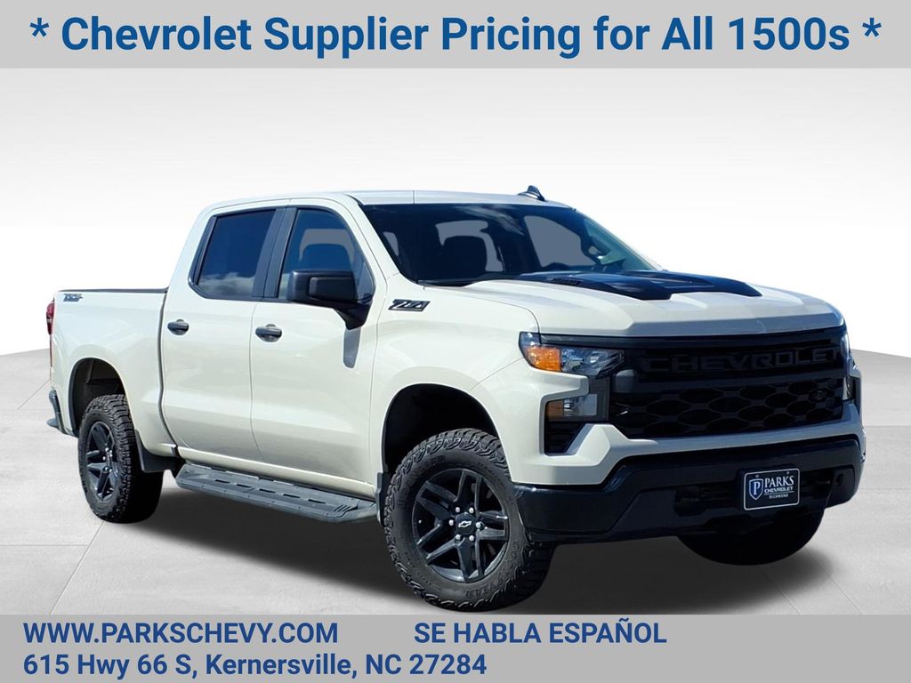 2026 Chevrolet Silverado 1500 Custom Trail Boss Crew Cab 4WD