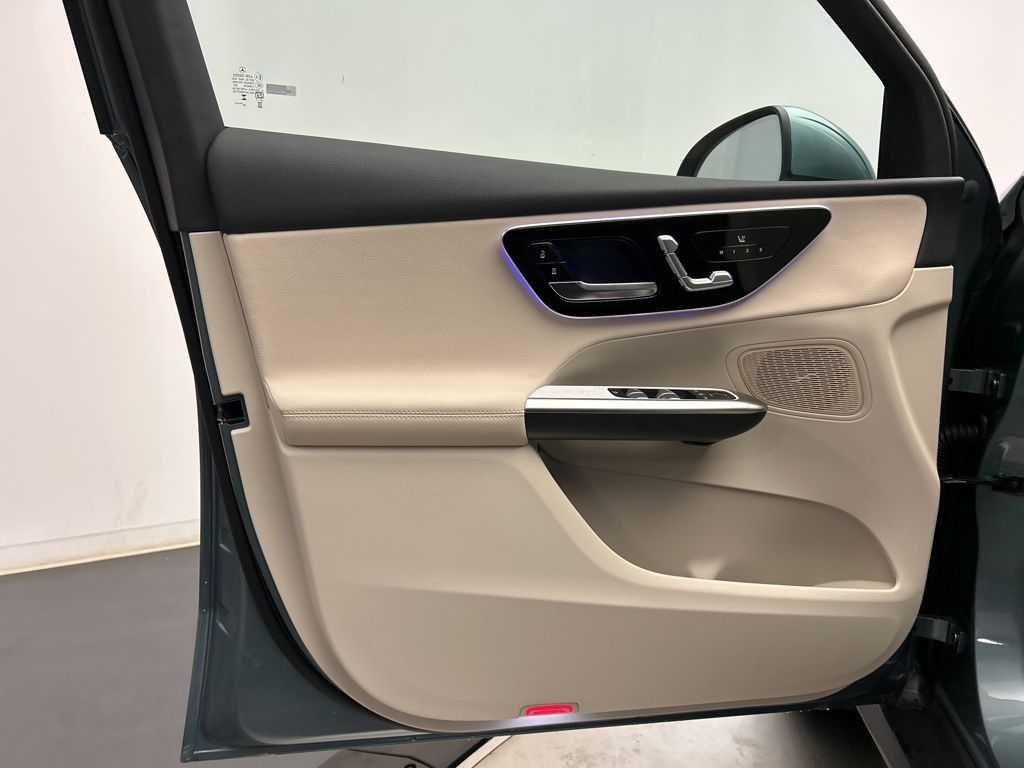 Thumbnail: 2026 Mercedes-Benz GLC - 11