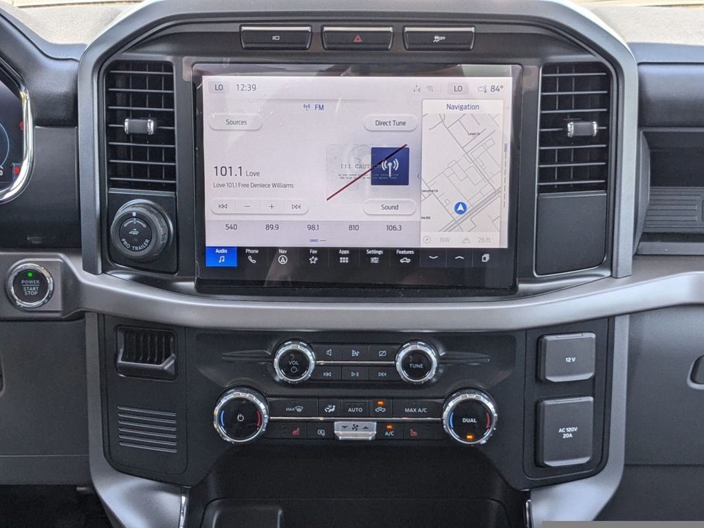 2024 Ford F-150 Lightning Pro