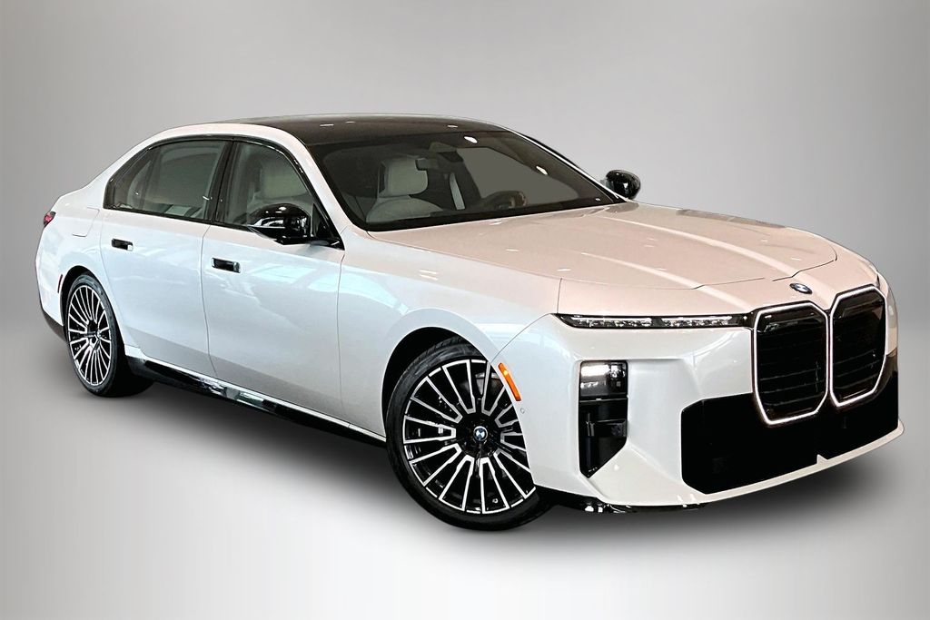 Mineral White Metallic 2027 BMW 7 Series Sedan Rear-Wheel Drive 8-Speed Automatic