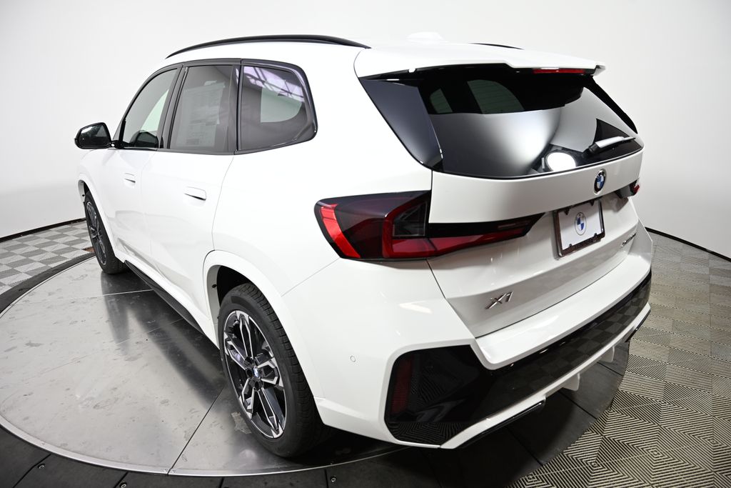 Thumbnail: 2025 BMW X1 - 3
