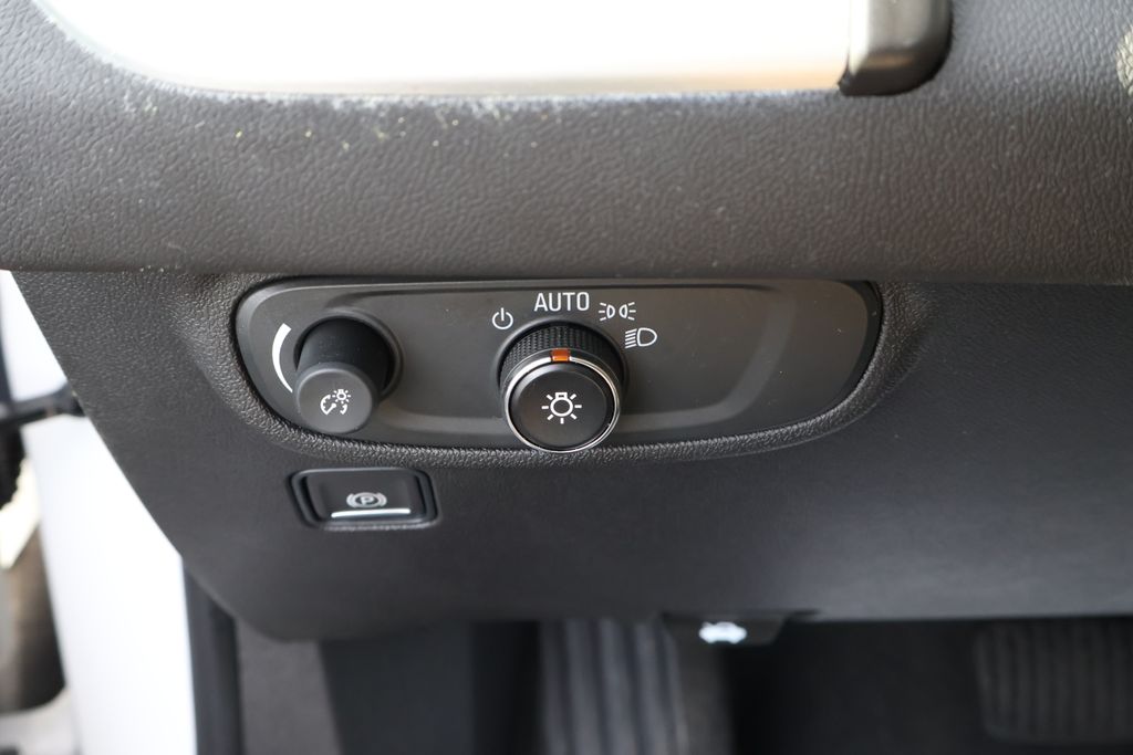 2023 GMC Terrain SLE 17