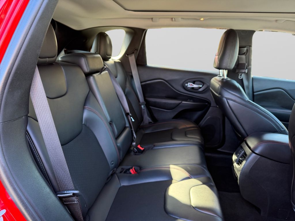 2019 Jeep Cherokee Trailhawk Red at Auto Express Mitsubishi