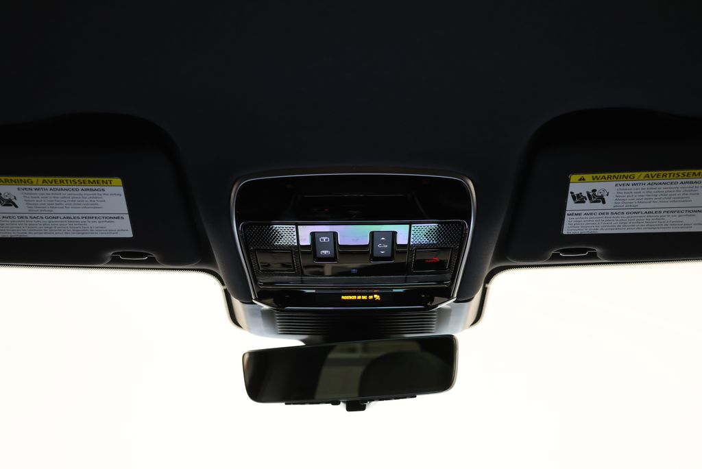 Thumbnail: 2026 Land Rover Range Rover Sport - 14