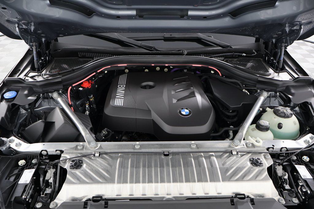 Thumbnail: 2025 BMW X3 - 9