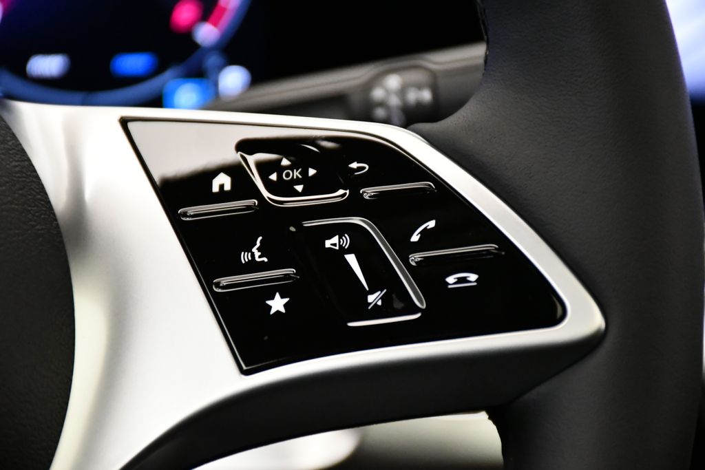 Thumbnail: 2026 Mercedes-Benz GLB - 24