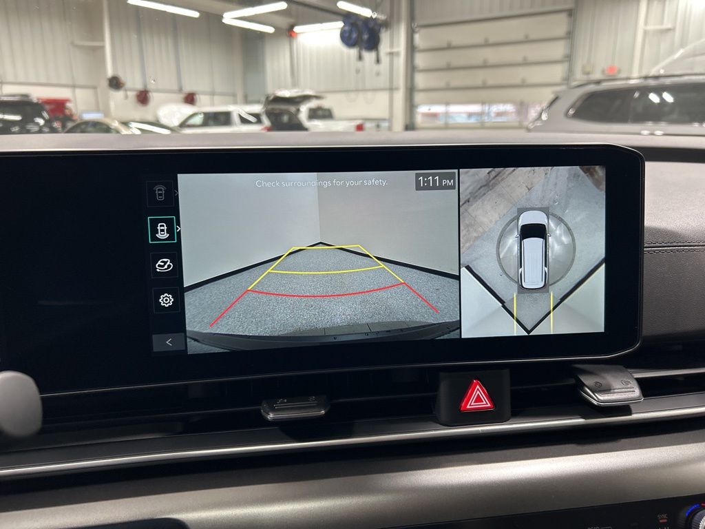 new 2026 Kia Carnival Hybrid car, priced at $1,164,713