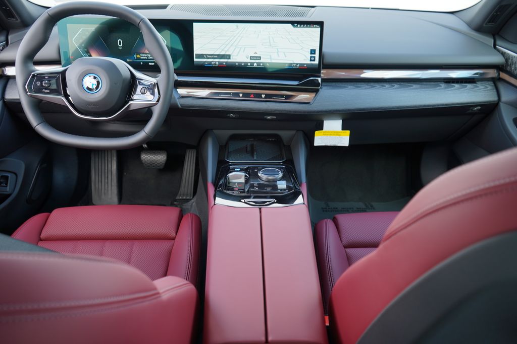 Thumbnail: 2026 BMW i5 - 14