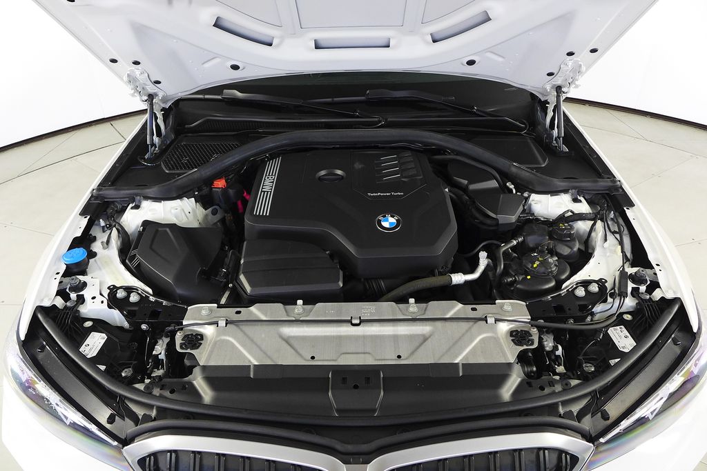 Thumbnail: 2023 BMW 3 Series - 6