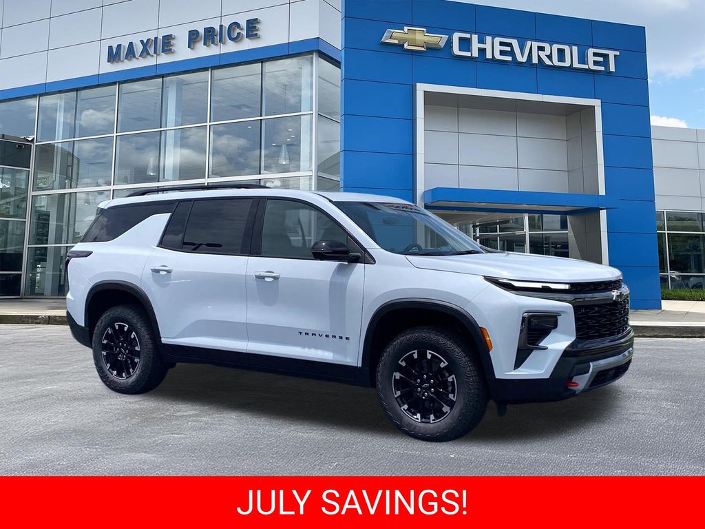 Polar White Tricoat 2026 Chevrolet Traverse SUV / Crossover Four-Wheel Drive 8-Speed Automatic