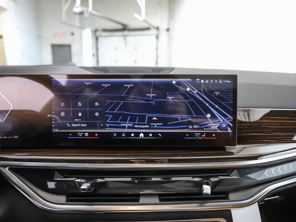 Thumbnail: 2026 BMW X5 - 17
