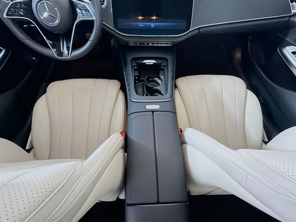 Thumbnail: 2026 Mercedes-Benz E-Class - 16