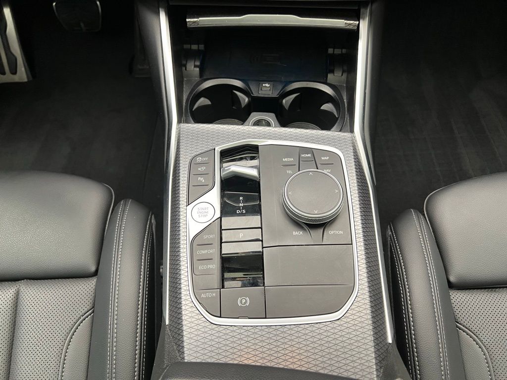Thumbnail: 2023 BMW 3 Series - 12