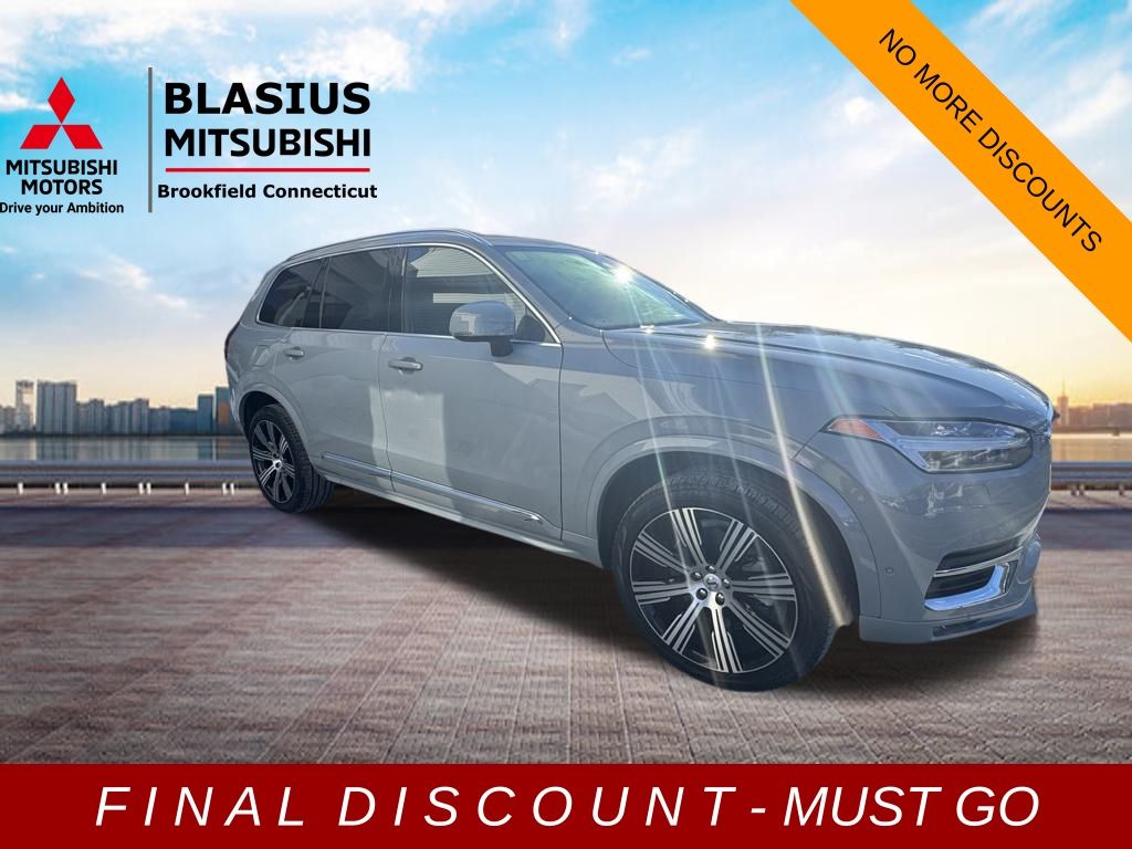 2025 Volvo XC90 B6 Ultra Bright Theme 7-Passenger AWD