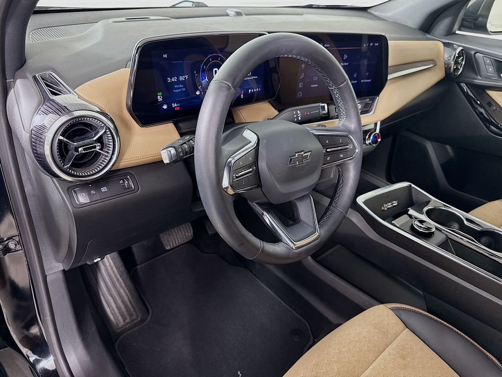 Thumbnail: 2025 Chevrolet Equinox - 9