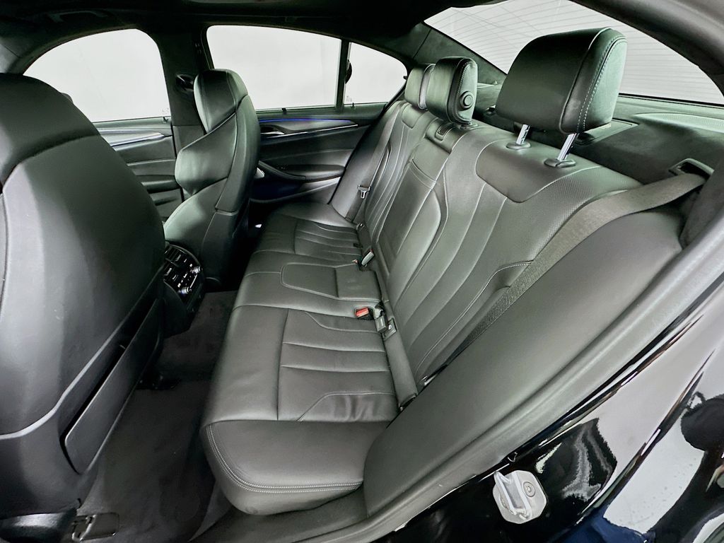 2018 BMW M5 Base 25