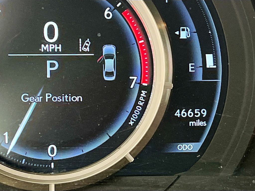 Used 2020 White Lexus 300 image 12