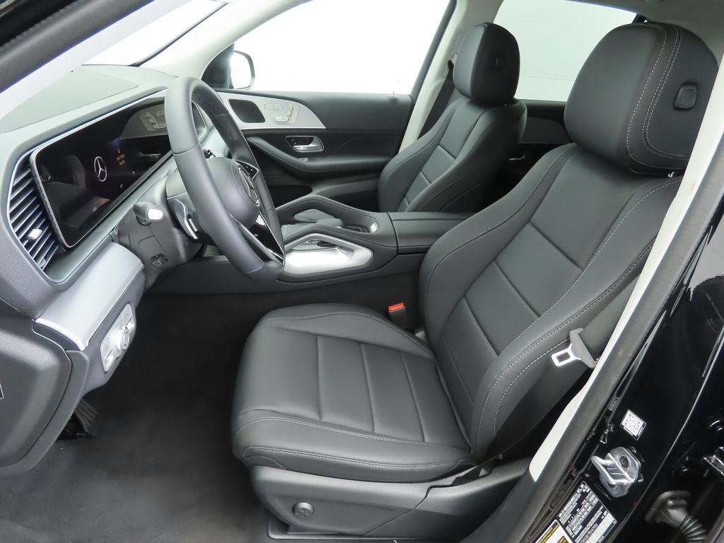 Thumbnail: 2026 Mercedes-Benz GLE - 17