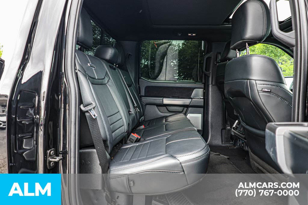 Used 2024 Black Ford Full Hybrid Platinum image 22