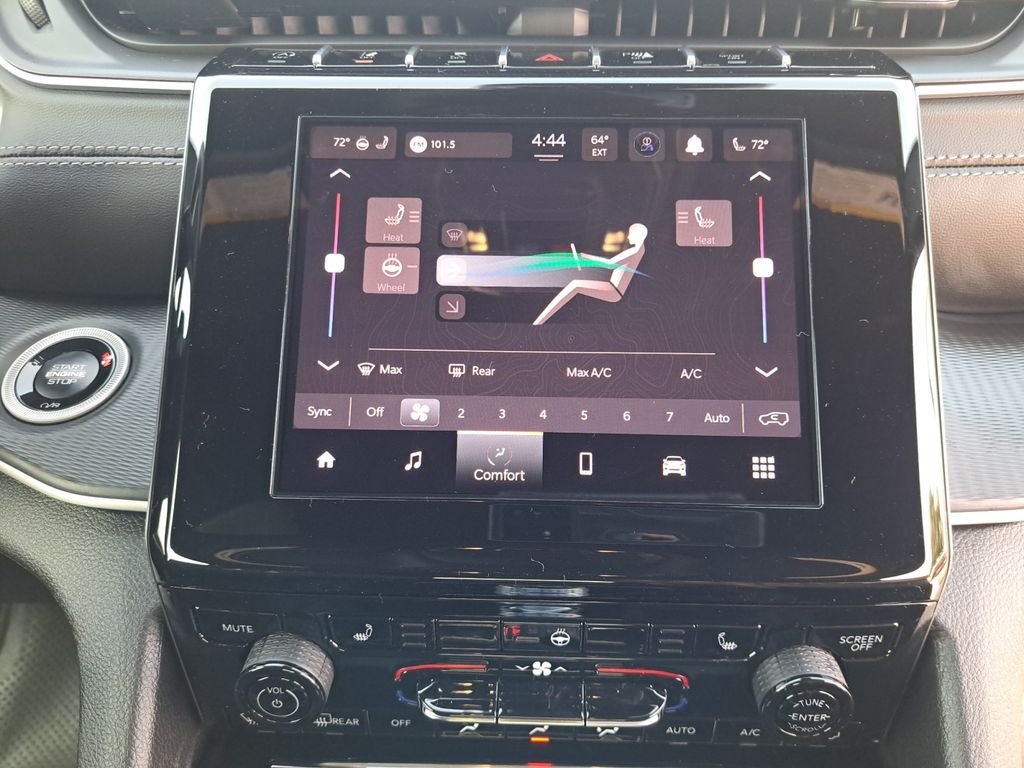 New Car 2025 Jeep Grand Cherokee  Laredo For Sale Under $35,000 In Austin, Texas