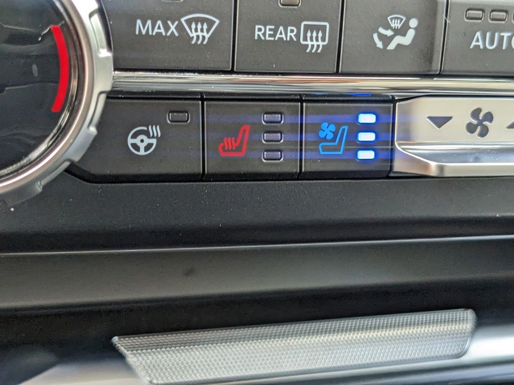 2025 Ford F-450 Super Duty Platinum