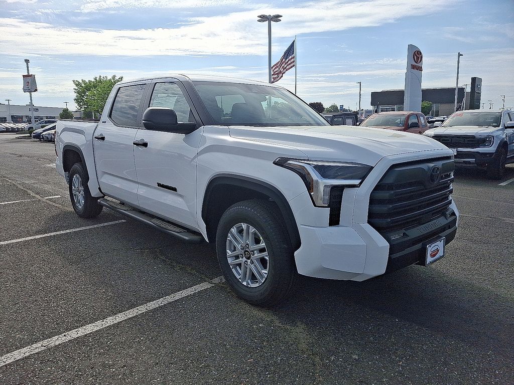 2025 Toyota Tundra SR5 2
