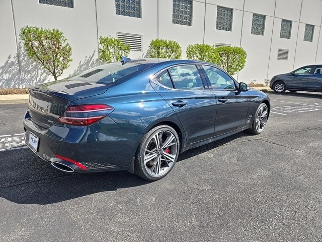2025 Genesis G70  8