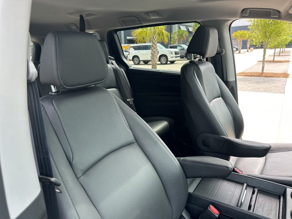 2023 Crystal Black Pearl Honda Odyssey EX-L FWD Van