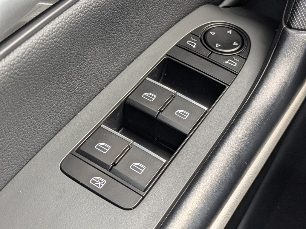 2026 Mazda CX-50 2.5 S Premium