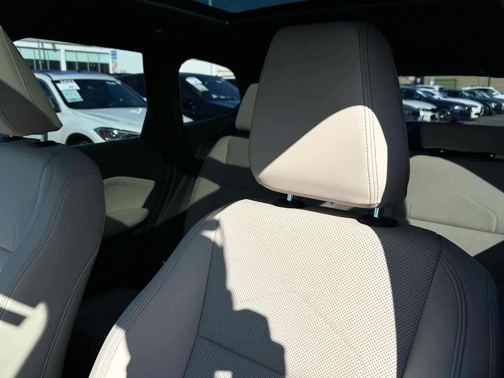 Thumbnail: 2025 BMW X1 - 14