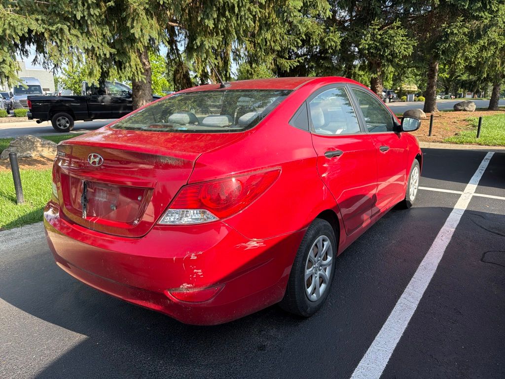 Thumbnail: 2012 Hyundai Accent - 3