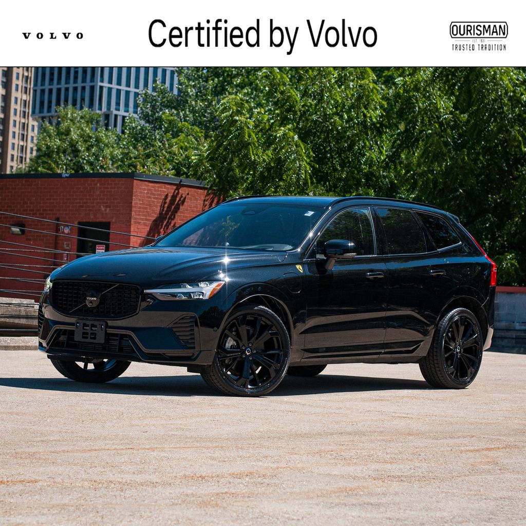 2024 Volvo XC60 Recharge T8 Ultimate Black Edition eAWD