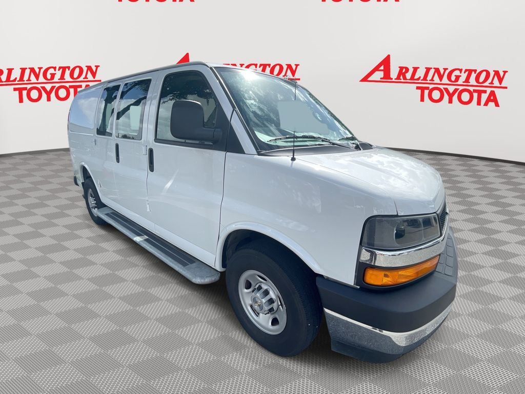 2024 Chevrolet Express Cargo Work Van's photo