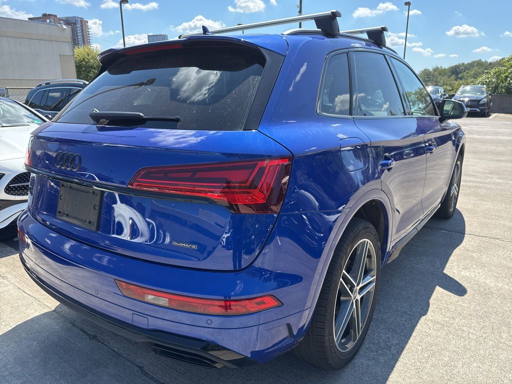Thumbnail: 2022 Audi Q5 - 4